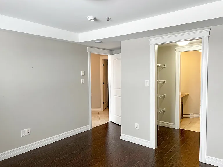 101 Sunset St — Photo 11