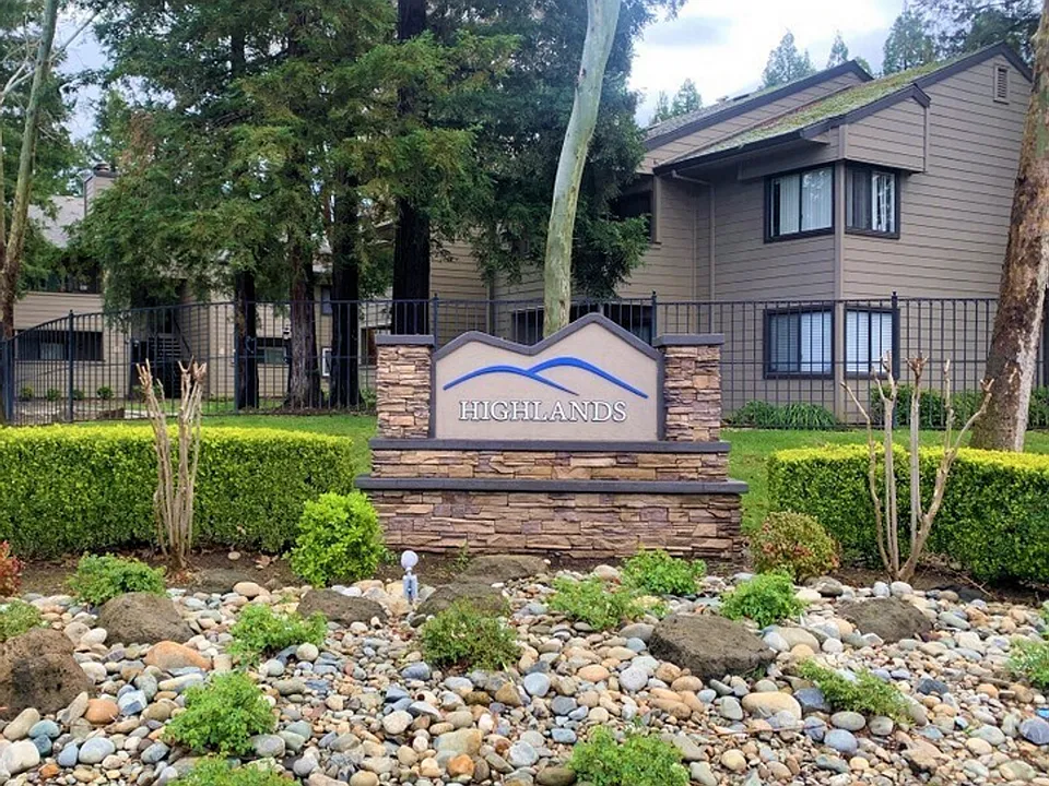 3715 Tallyho Dr #65