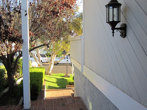 Entry Facing Street