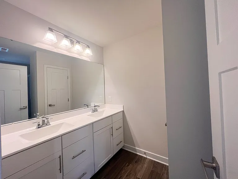131 Lilywood Ct — Photo 16