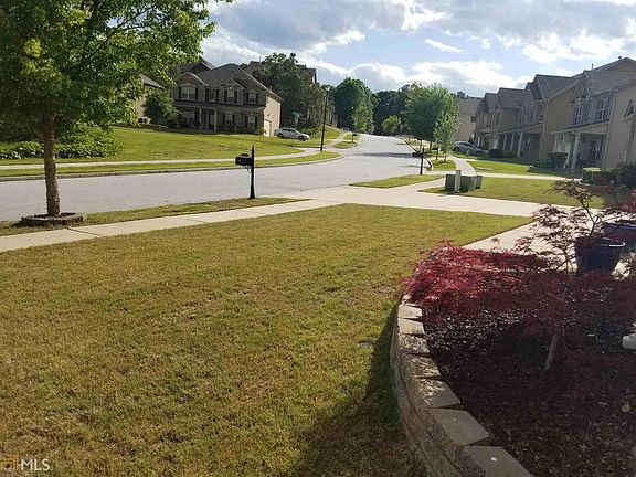 3rd image of 3995 Laurel Falls Dr #94