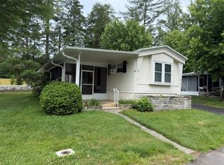 9 Ironwood Dr #1, Hendersonville, NC 28739