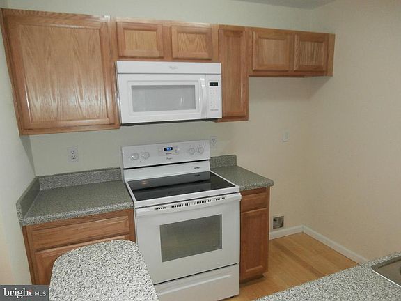 4th image of 20544 Golf Course Dr #1303