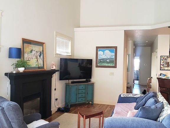 4th image of 7107 NE 57th St