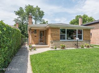 8438 Lawndale Ave, Skokie, IL 60076