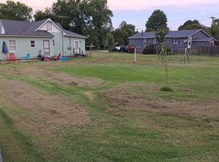 512 S 17th St, Herrin, IL 62948