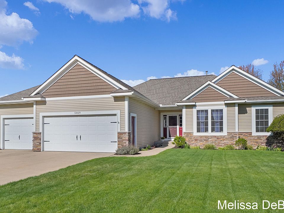 1st image of 5469 Stevendale Dr
