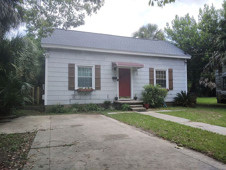 1st image of 712 N 12th Ave