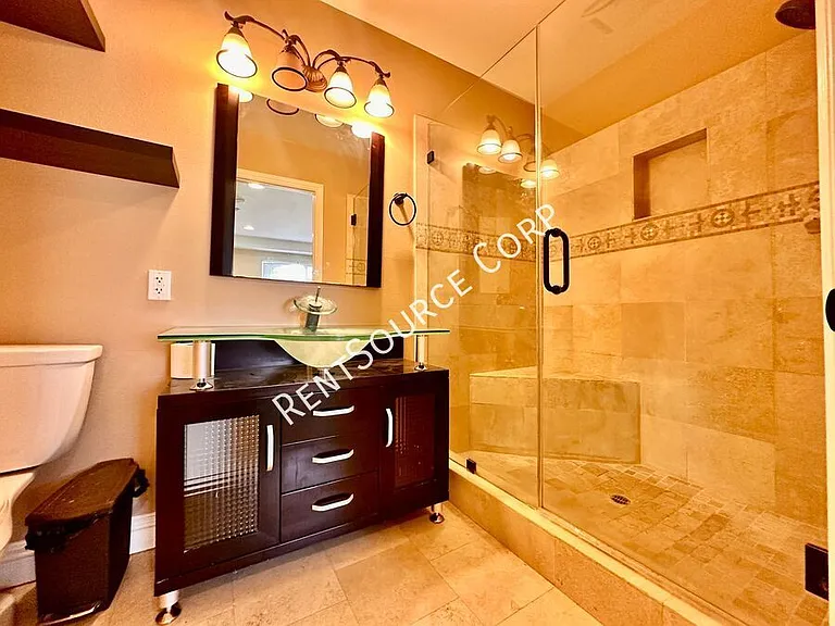 4220 Fair Ave #206 — Photo 19