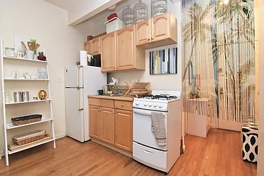 Rented by Ledvech Group