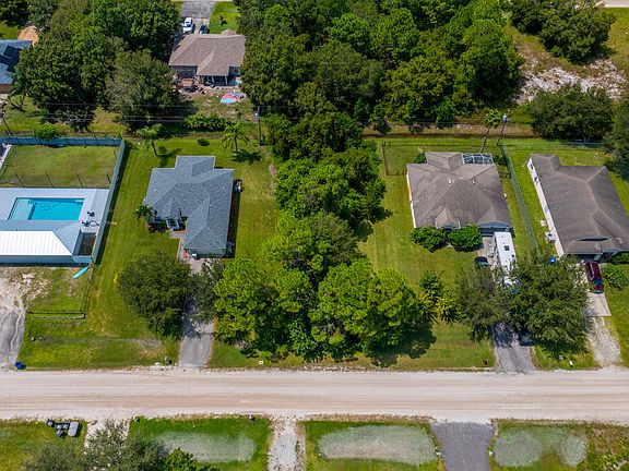 3rd image of 8425 104th Avenue