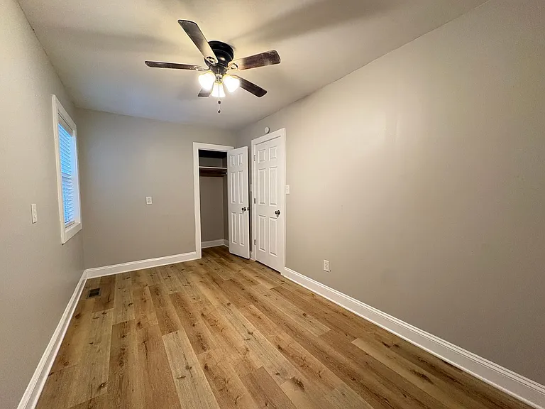 1112 Stephens St — Photo 7