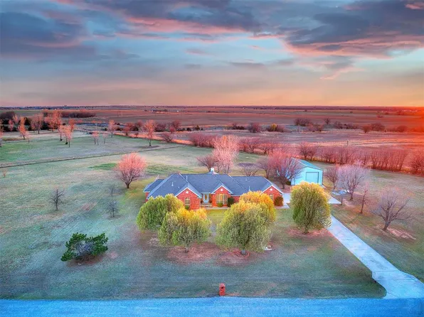 1201 Stable Rock Rd, Yukon, OK 73099