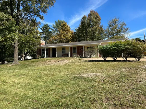 862 Sulphur Spring Rd, Ballwin, MO 63021