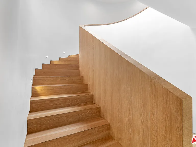1001 Hanover Dr — Photo 20