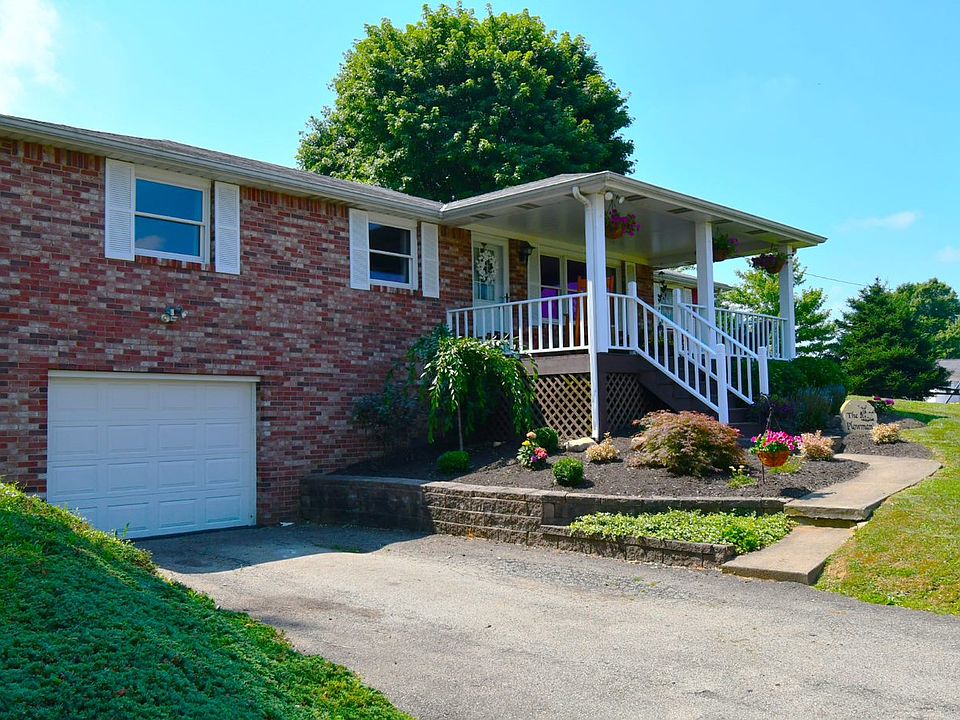 1st image of 134 Skyview Dr
