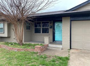 1017 S Howard Ave, Moore, OK 73160