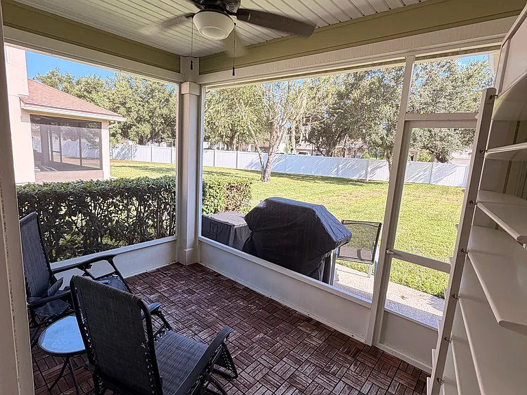6408 Lavenhorn Ct — Photo 22