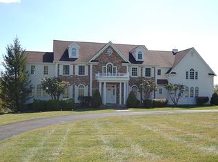 3 Corral Cir, Lebanon, NJ 08833