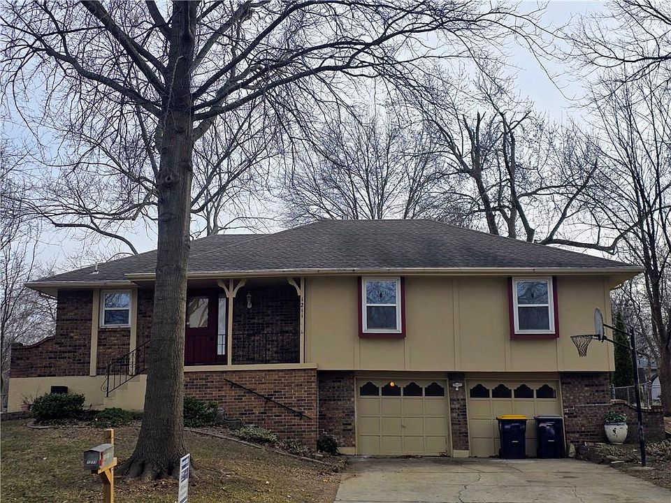 1st image of 1211 SE Briarcroft St
