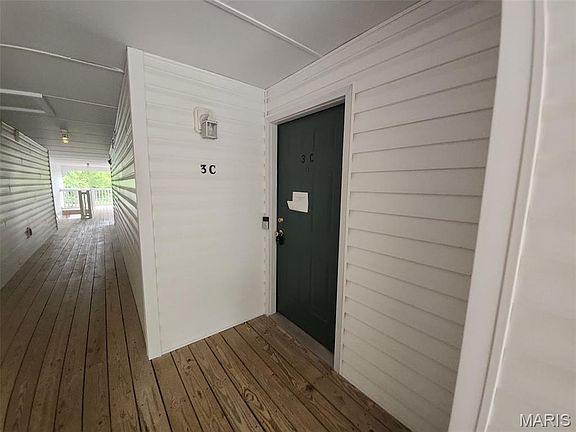 4th image of 1101 Arbor Creek Dr APT 3C