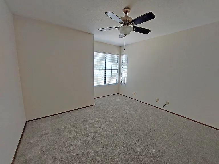 11710 Calle Vivienda — Photo 17