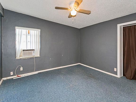 5th image of 918 4th Ave N