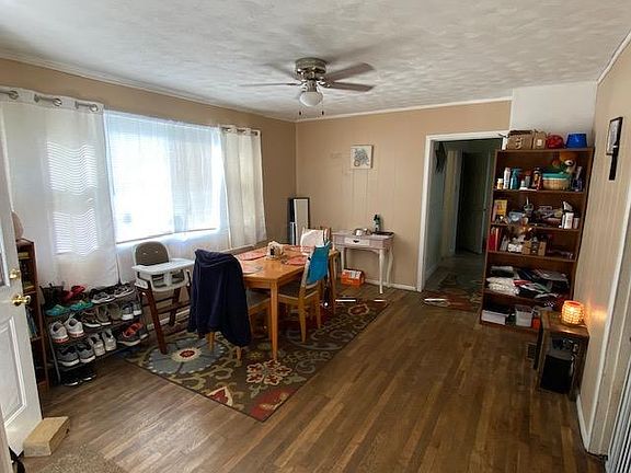 5th image of 173 Boyleston Ave