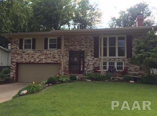 151 Devron Cir, East Peoria, IL 61611