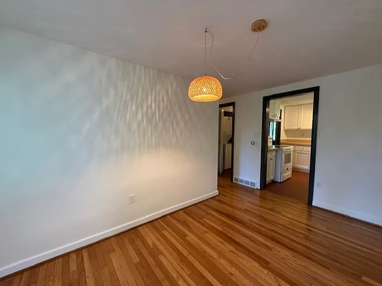 151 W Prospect Ave — Photo 10