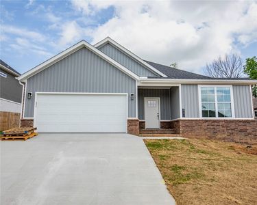 862 E Buchanan St, Prairie Grove, AR, 72753