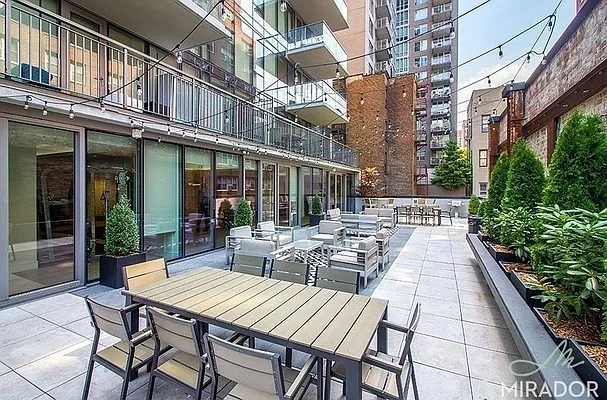 Rented by Mirador Real Estate | media 38