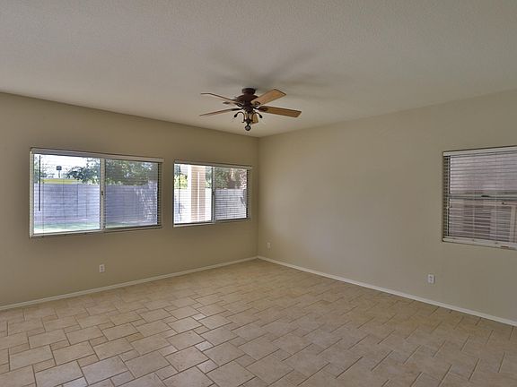 4th image of 14151 W Columbus Ave