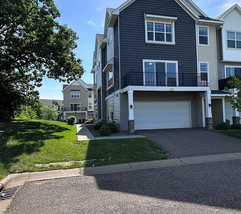 1st image of 11970 Emery Village Dr N