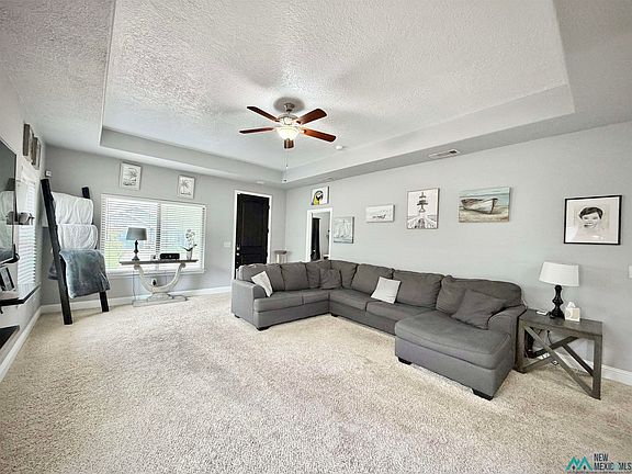 5th image of 2105 Orchid Dr