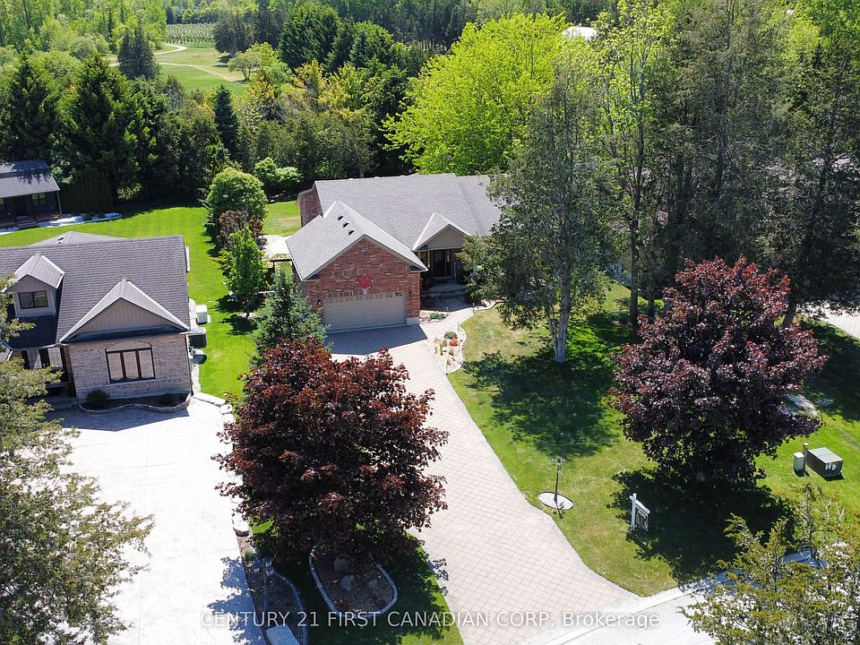 1st image of 10159 Meadowlily Cres