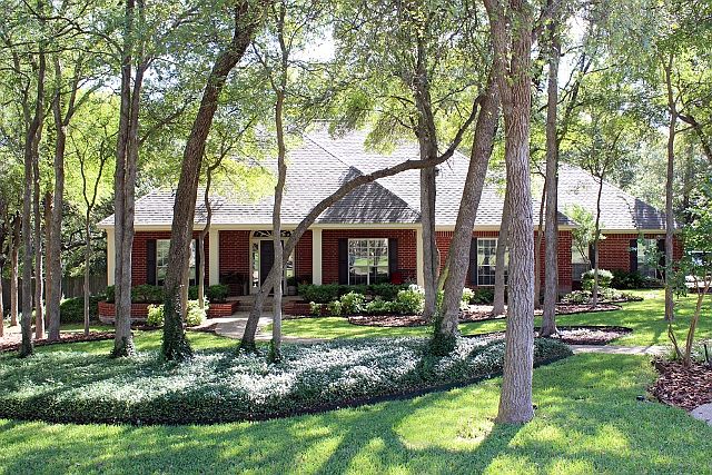 1st image of 516 Riverwood Dr