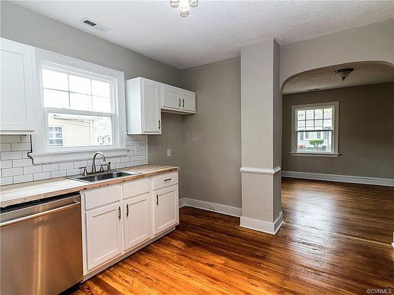 5th image of 3311 Jeter Ave
