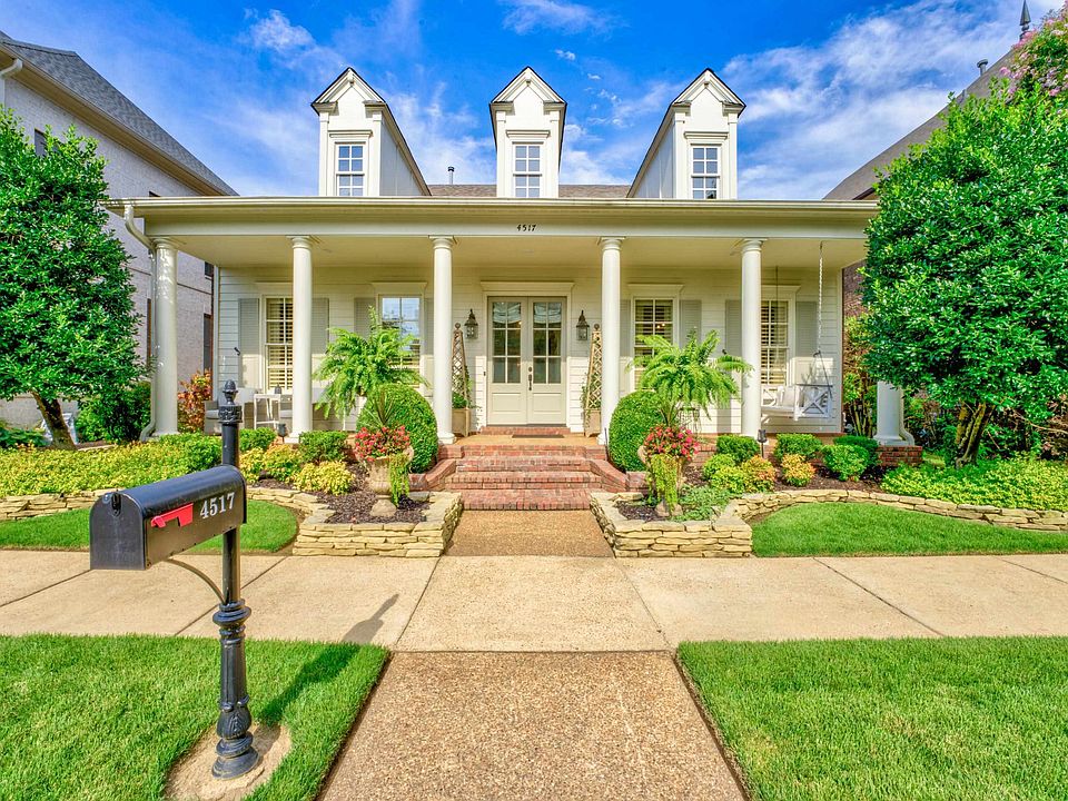 1st image of 4517 W Woodlawn Cir