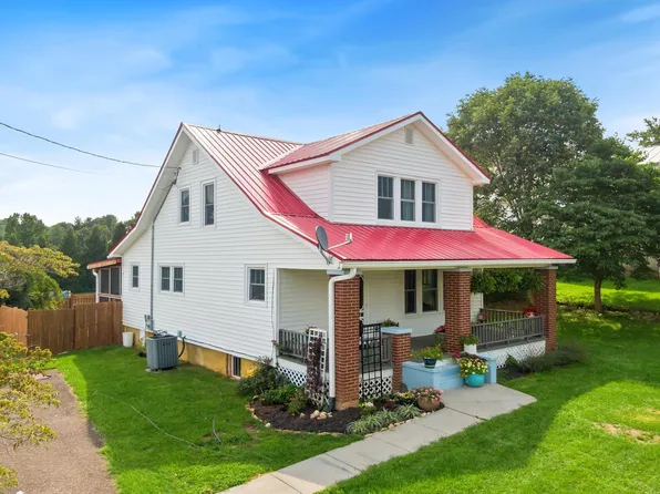113 Howard St SE, Floyd, VA 24091