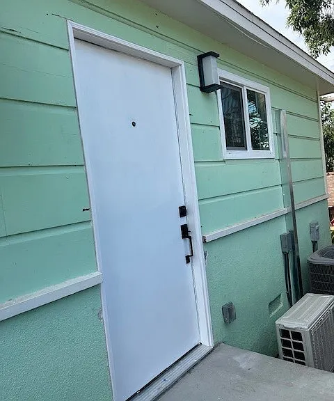 4568 Edgewood Pl — Photo 1