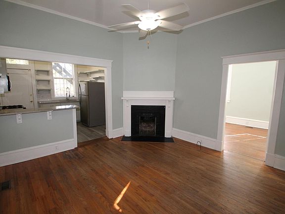 4th image of 116 W 39th St
