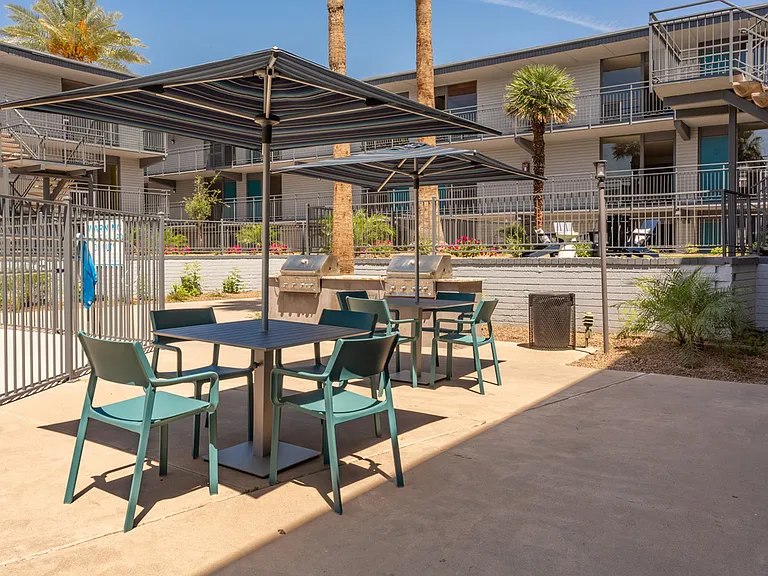 Outdoor Grill & Seating