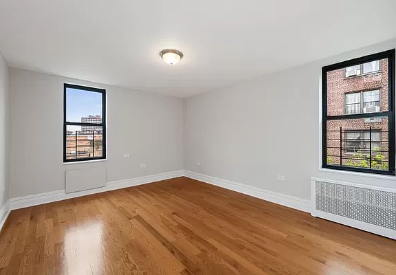 5th image of 132-40 Sanford Ave #5C