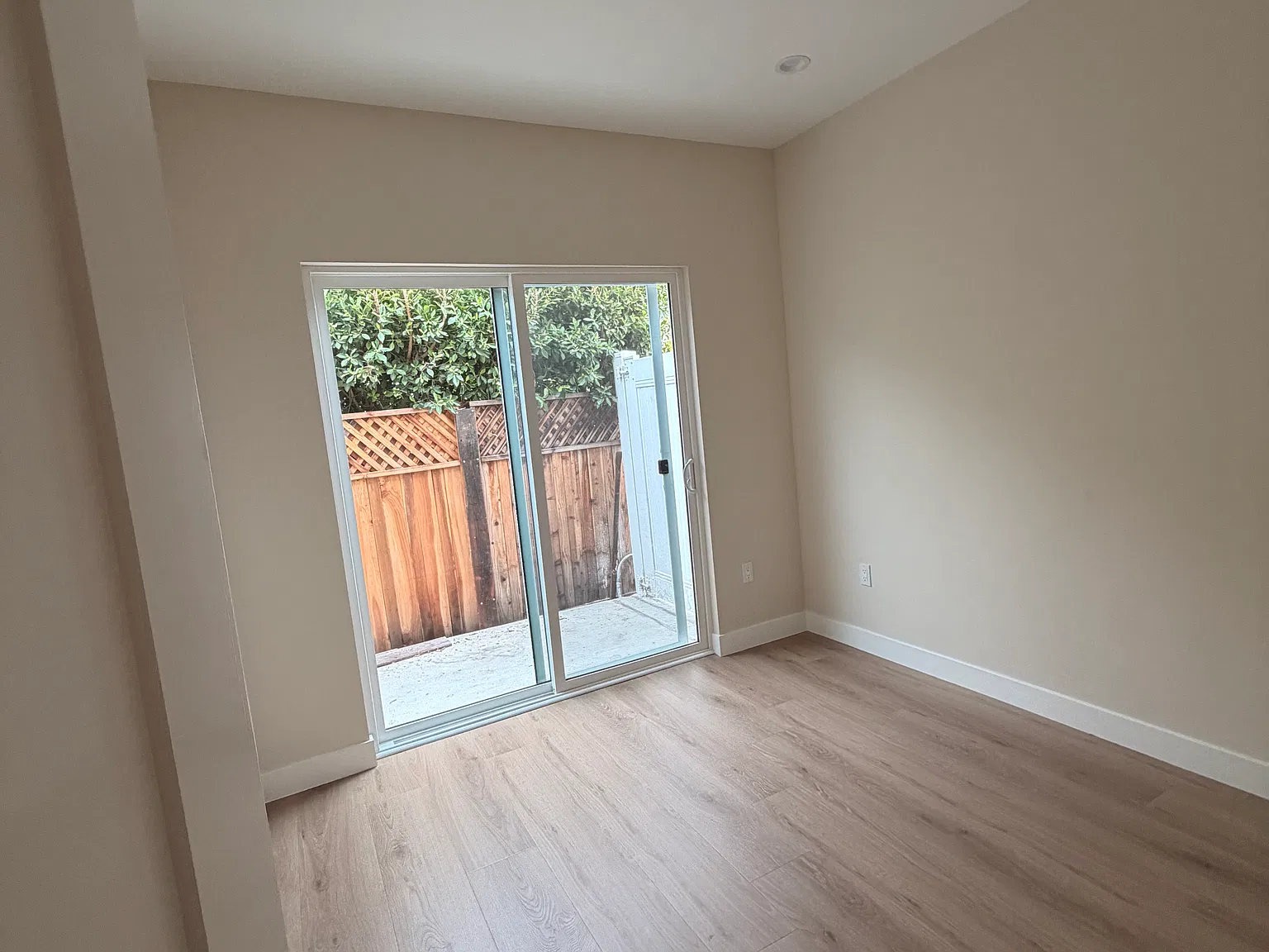 2 bed, $3,700 — Photo 4