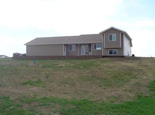 6490 Preston Loop, Bismarck, ND 58504