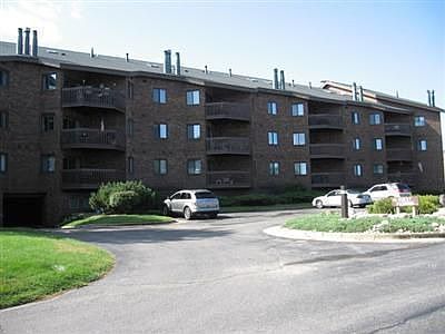 1st image of 368 Harbor Dr Unit 105