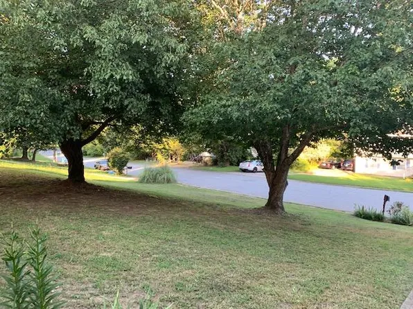1330 Sunsweet Dr, Lawrenceville, GA 30043