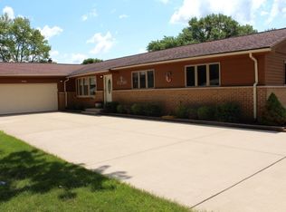 16401 Beverly Ave, Tinley Park, IL 60477