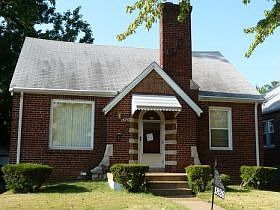 1st image of 1826 Cambridge Ln